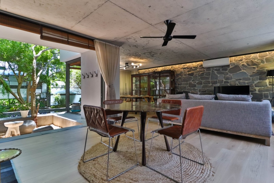 3 Bedroom Property for Sale in Bakoven Western Cape
